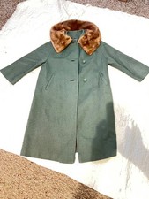vintage green wool swing coat with real fur collar union made by the ILGWU