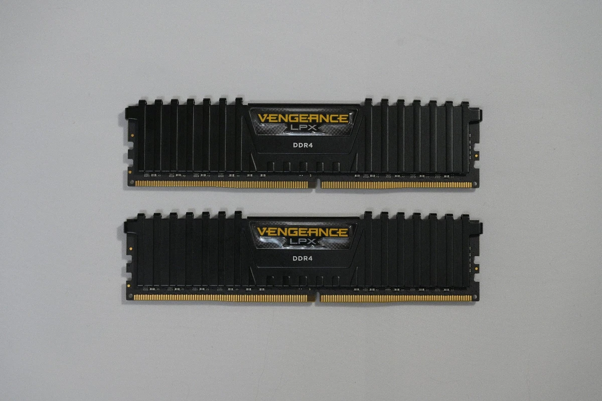 Corsair PC4-21300 (DDR4-2666) Bus Speed Computer RAM 32 GB Total