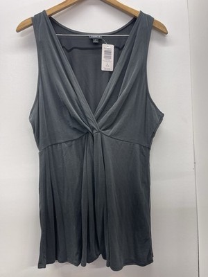 Torrid Sleeveless V-neck Top Featuring A Draped Knot Front Design Size 2x NWT