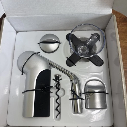 Houdini 5 Piece Wine Bottle Corkscrew Wine Saver and Aerator Set in silver