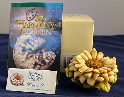 Harmony Kingdom Garden  ~HG5DA ~ Daisy ll  ~ ladybug Lord Byron~ Edition 1 ~ NIB