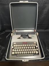 Royal Portable Typewriter w/ Case thumbnail