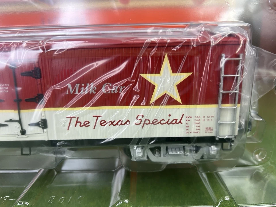 SEALED LIONEL 6-52581 O GAUGE TEXAS SPECIAL DALLAS 2011 MILK CAR #201141 MT/BOX - Image 3 of 4