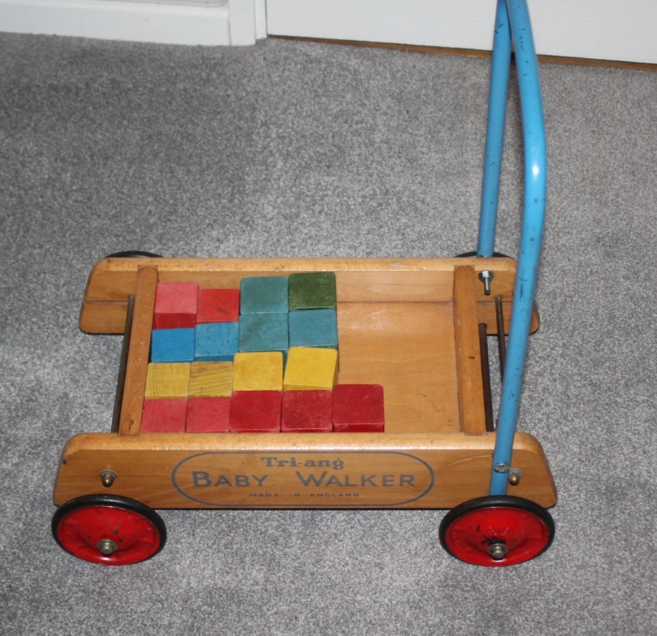 Vintage Triang Wooden Baby Walker With Blocks made in England - Image 2 of 4