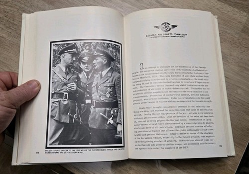 DAGGERS, BAYONETS & FIGHTING KNIVES OF HITLER’S GERMANY SIGNED 25/500 INSCRIBED - Foto 13 di 14