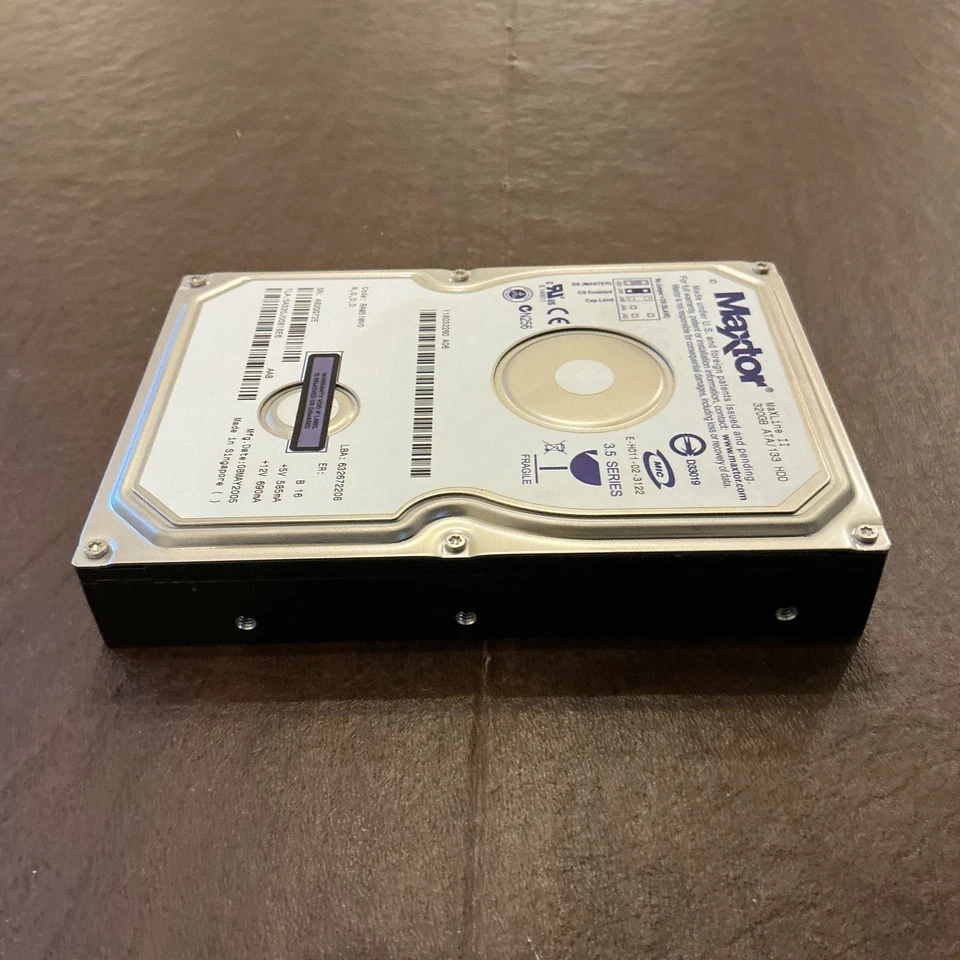 Maxtor 320GB IDE MaXLine II  ATA 133 HDD 3.5" 5A320J0 Hard Drive - Image 2 of 4