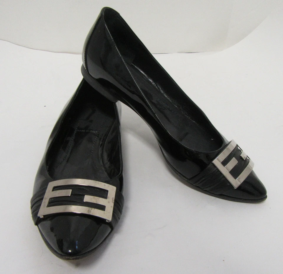 FENDI charol negro logotipo plateado planos talla 36 Foto 2 de 4