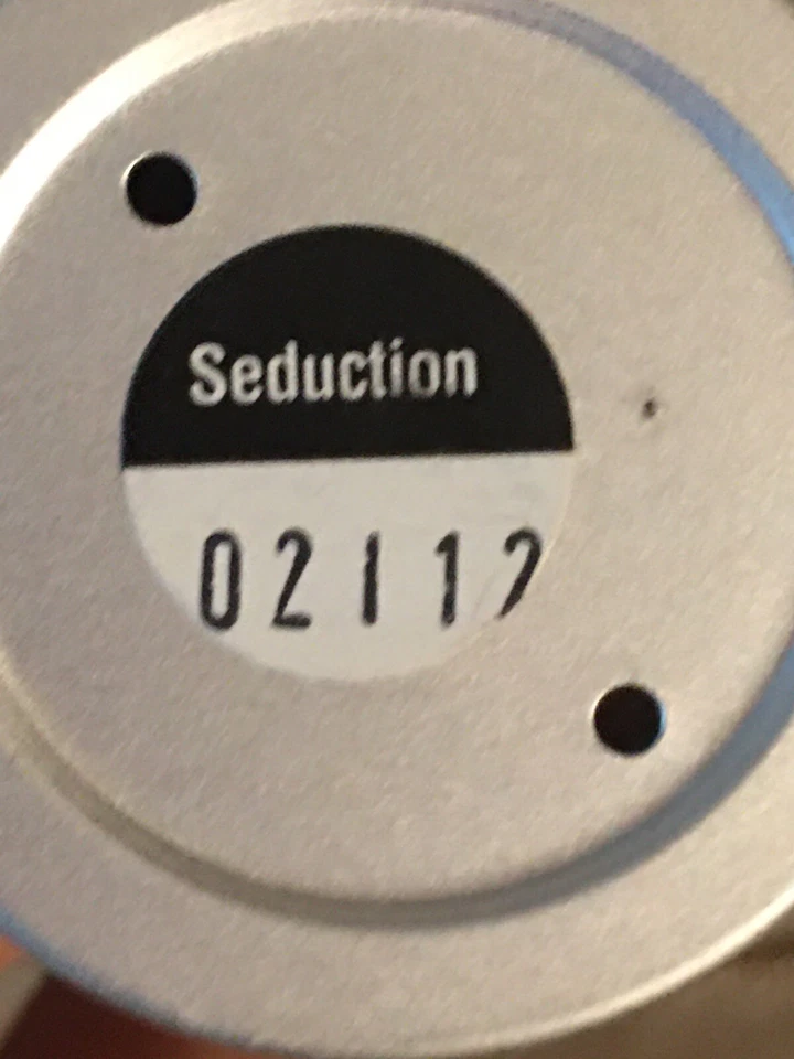 Colorescience Seduction Finger Face Paint Bottle HTF Discontinued Red Shimmer LE - Image 4 of 4