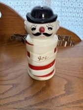 VINTAGE RED/WHITE GENTLEMAN RAZOR BLADE BANK