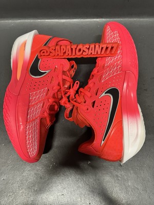 シューズ(男性用) Nike Air Zoom G.T. Cut 3 \"SIREN RED\" Nike G.T. Cut 3 “Siren Red” This colorway pulls eyes, but the tech