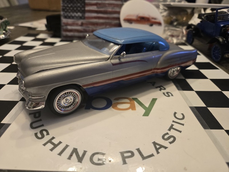 BUILT MODEL CAR REVELL FOOSE CADILLAC OLDER BUILT PIECE CLEAN SHELF  CAR WIRED 