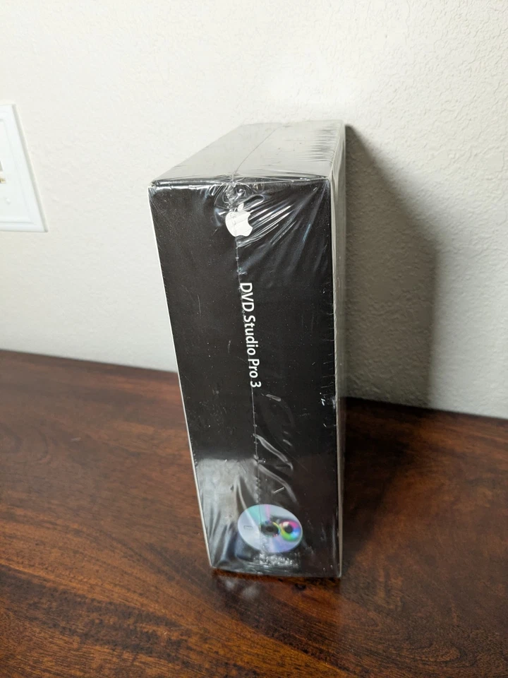 Software Apple DVD Studio Pro 3 M9498Z/A © 2003 Brand New - Image 2 of 4
