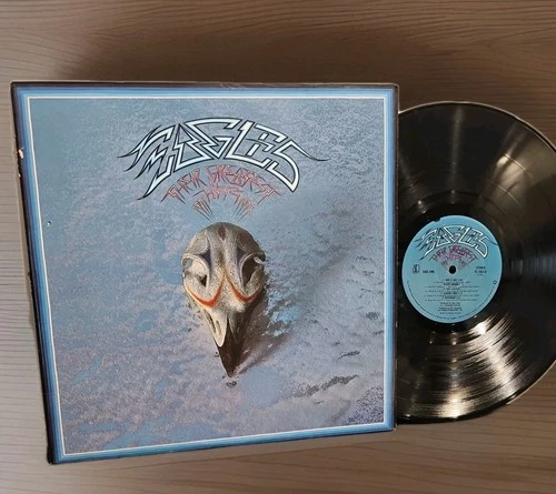 VNTG  Eagles "Their Greatest Hits 1971-1975" LP 1976 Vinyl Record  7E-1052
