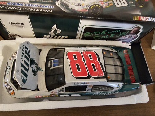 2008 Dale Earnhardt Jr #88 AMP / Ride Along With Jr. 1/24 elite - Picture 2 of 7