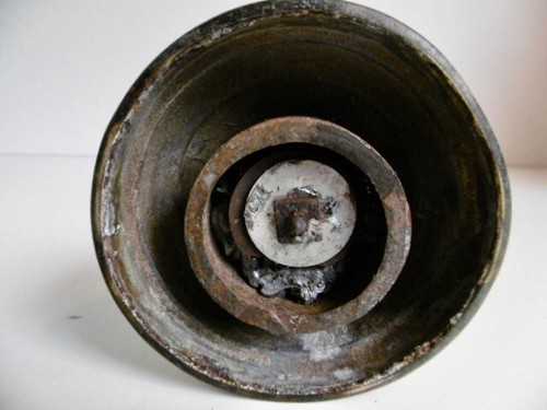 ANCIENNE LAMPE À PÉTROLE EN LAITON AVEC CABOCHONS DITE "LA PARISIENNE" - Imagen 14 de 14