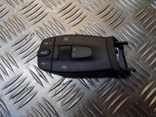 Seat Ibiza 6J Sport Radio Schalter Radiobedienung Fernbedienung 6J0959441