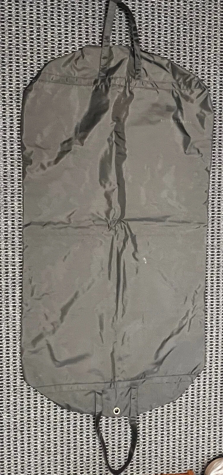 Borsa per indumento BOTTEGA VENETA ""B"" cappotto abito 58""LX 28 5""W marrone resistente