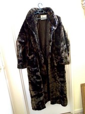 MANTEL HARRODS DAVILLE PARIS COLLECT LANG EXQUISIT KUNSTFELL LUXUS MANTEL WUNDERSCHÖN