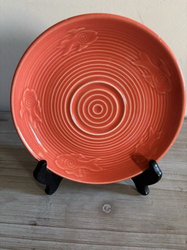6,5" Vintage Lachs und Grün Farbe Büffel Untertassen Schwimmen Fisch - Bild 1 von 7