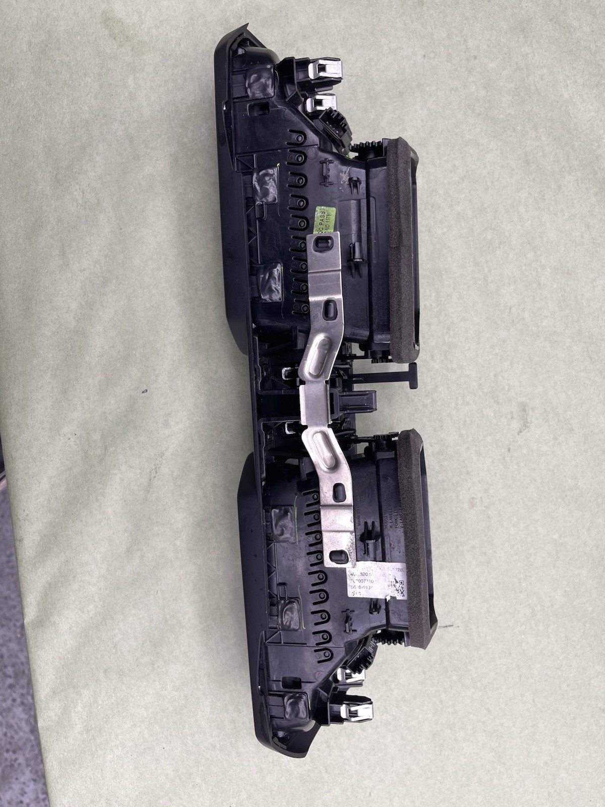 Lamborghini URUS 2019 Center Dash Panel Air Vent OEM Genuine 4ML820951
