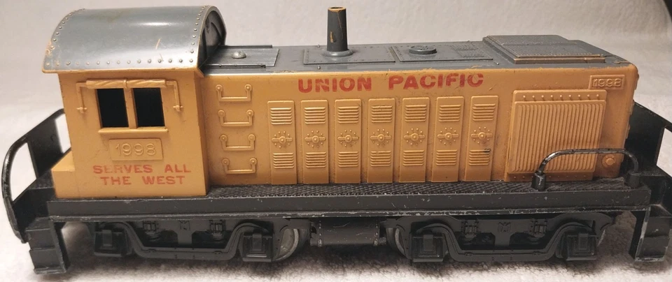 Vintage MARX Electric Train Set, Ideal Xmas Gift!  Working Condition (Video) - Image 4 of 4