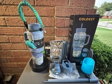 RARE Coldest 36oz Limitless V8 Seascape with 3 lids- RARE