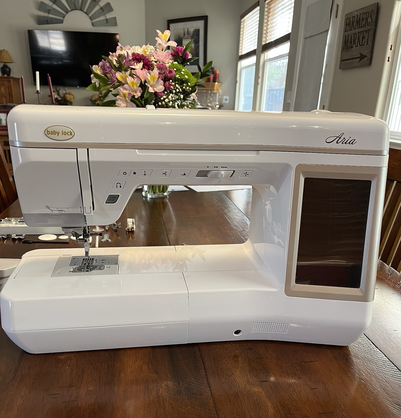 Baby Lock Aria BLAR Computerized Sewing Machine Free Arm Qui