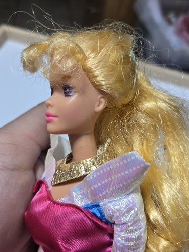 Barbie Sleeping Beauty 1991 Disney Magic Change Eyes EUC C100 - Picture 10 of 16