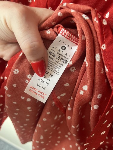 Daisy Street curve size 18 red white flowers dress long sleeve holiday Summer - Picture 9 of 18