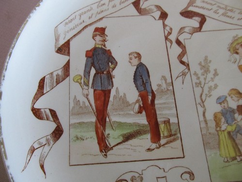 Ancienne assiette parlante faïence Creil et Montereau Horoscopes Gémeaux Mai - Photo 2 sur 7