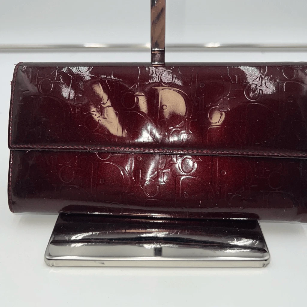 Portefeuille en cuir verni vintage Christian Dior trotter Bourgogne