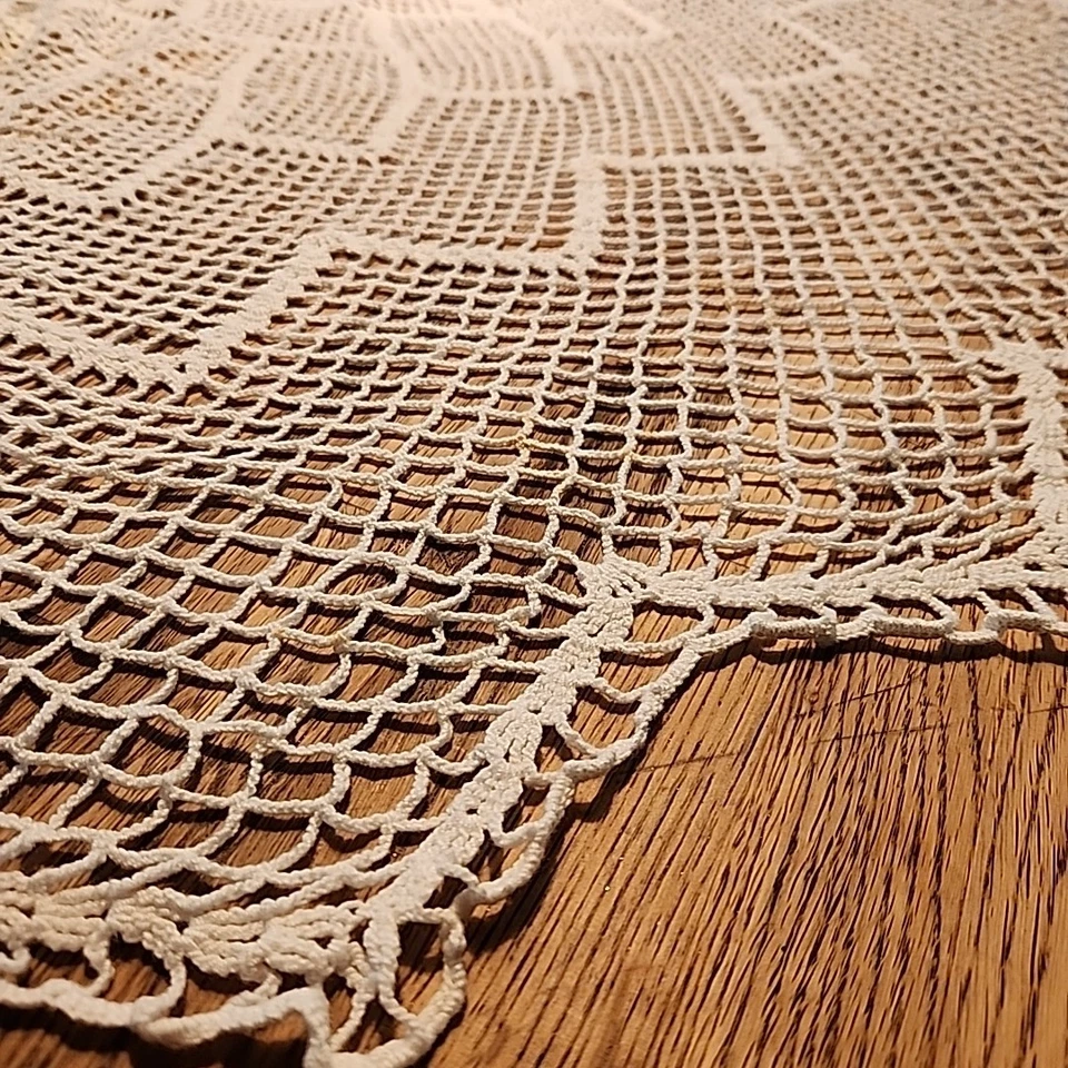 Mantel redondo vintage hecho a mano ganchillo 60" tapete casa núcleo crudo blanco Foto 4 de 4