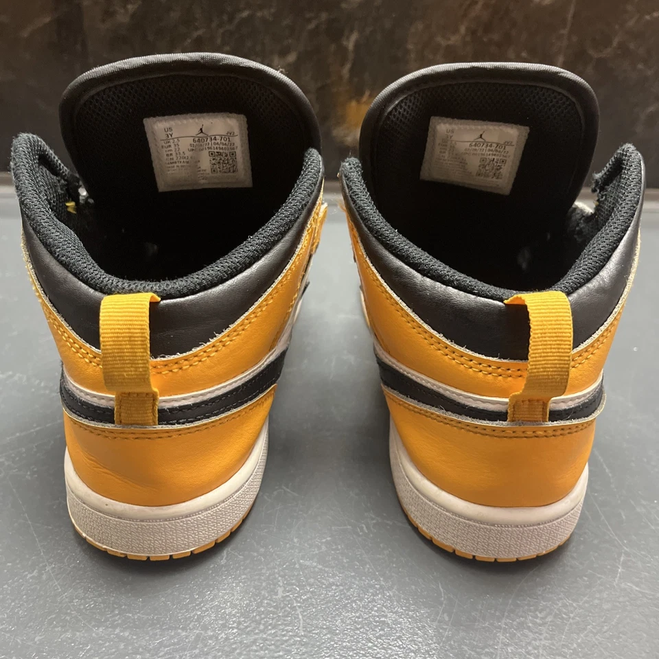 Nike Air Jordan 1 Mid Shoes ‘Reverse Yellow Toe/Taxi’ 640734 701 - Size 3y - Image 4 of 4