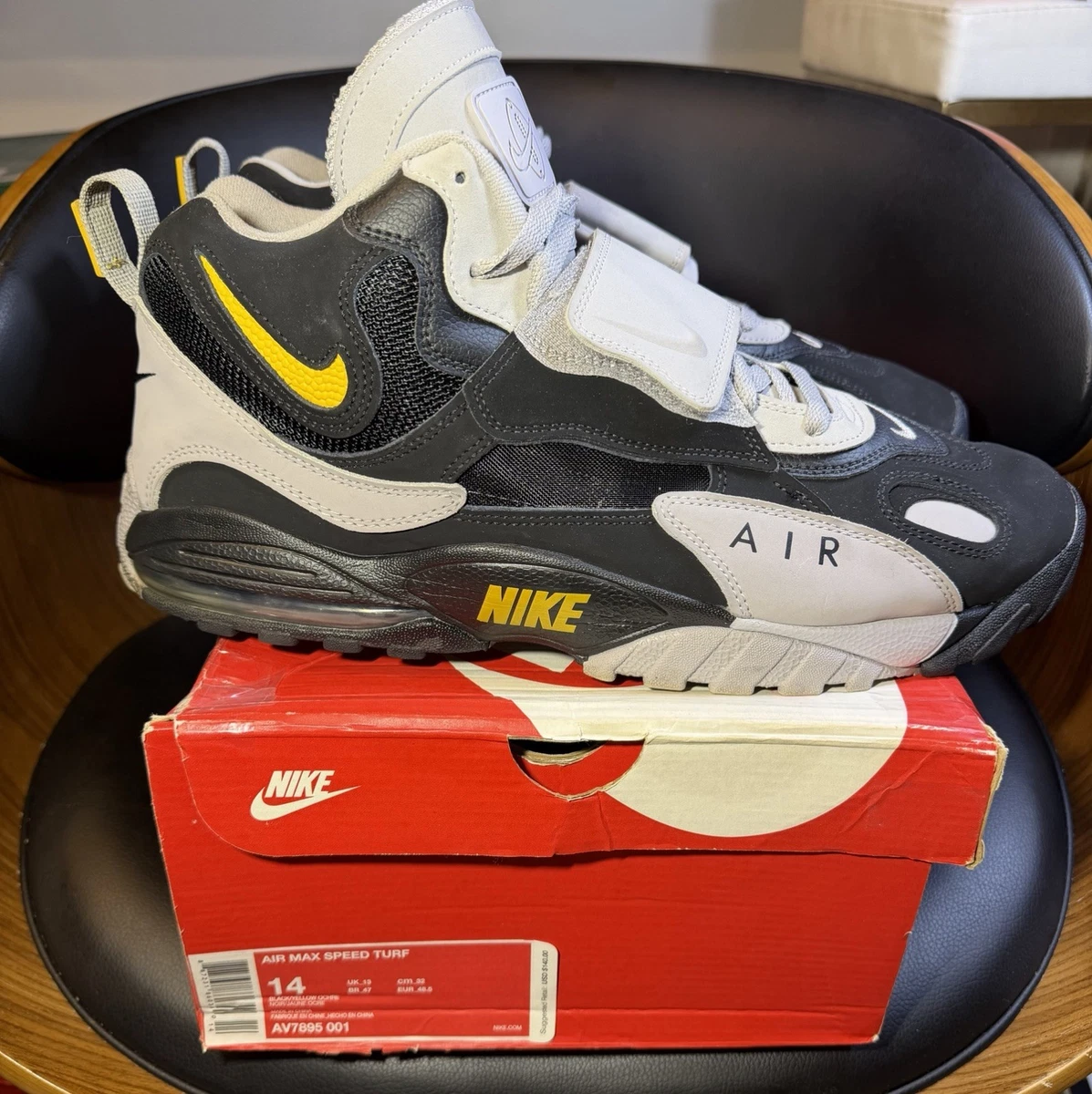 Nike Air Max Speed Turf GREY BLACK GOLD AV7895-001 Size 12 WORN Nike Air Max Speed Turf  main image 3