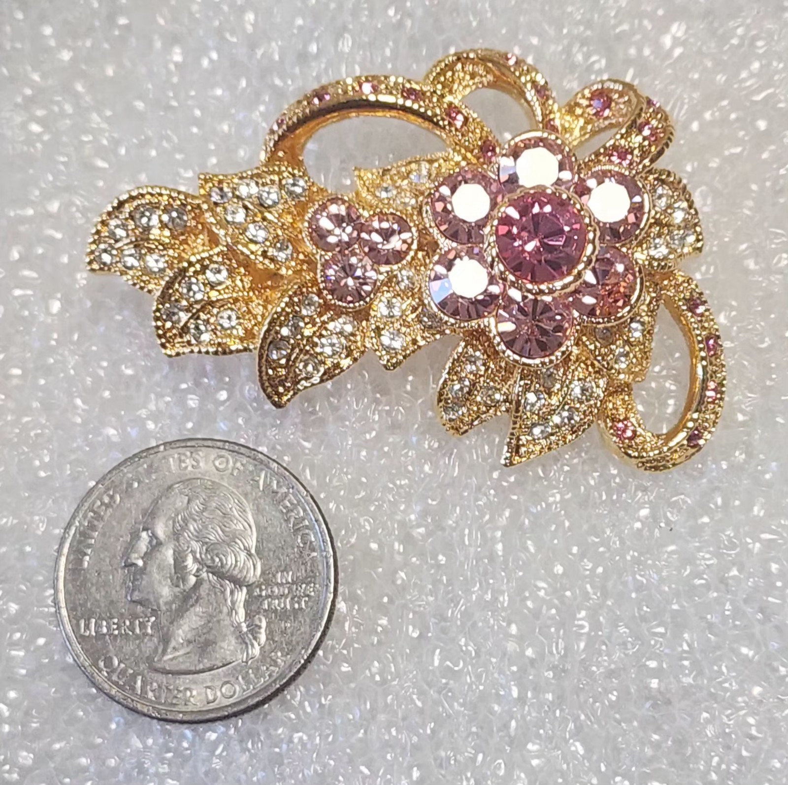 JBK Camrose & Kross Signed Vintage Gold Tone Pink Clear Flower Brooch IOB  C499