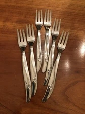 Rogers & Bro. Stainless USA CAPRICE Pattern 6 Seafood/Cocktail Forks 5 1/2”