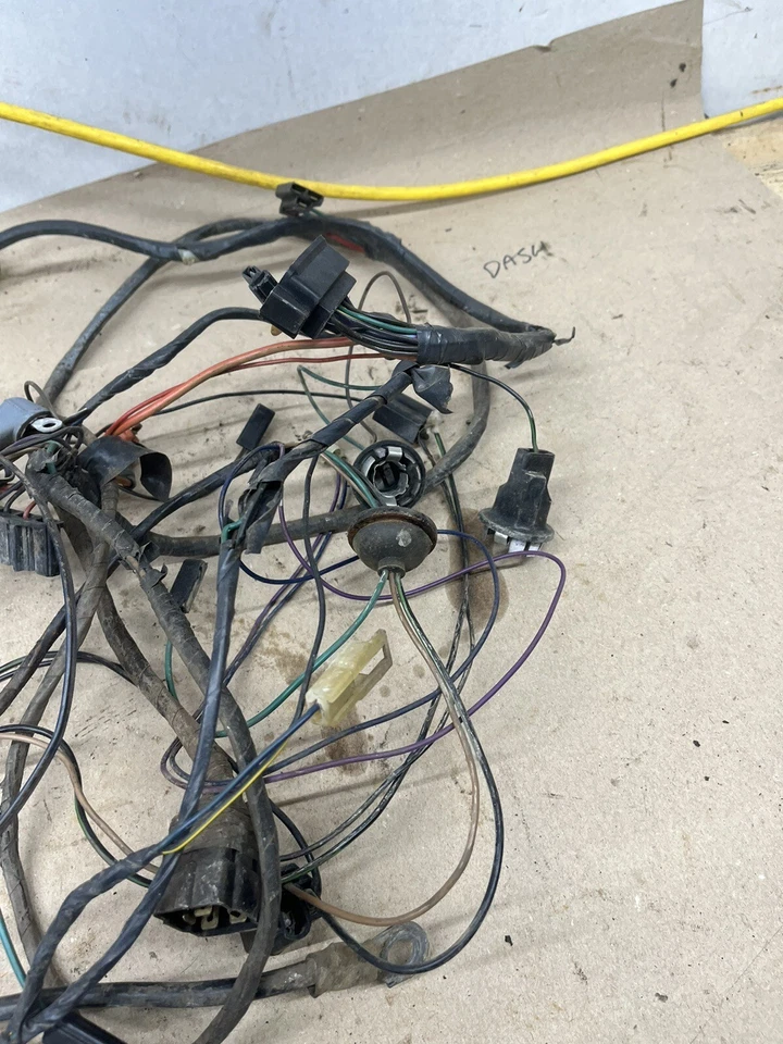 66 67 68 69 Corvair 1965 2 puertas Ht Monza cupé faro cableado proyecto fabricante original Foto 3 de 4