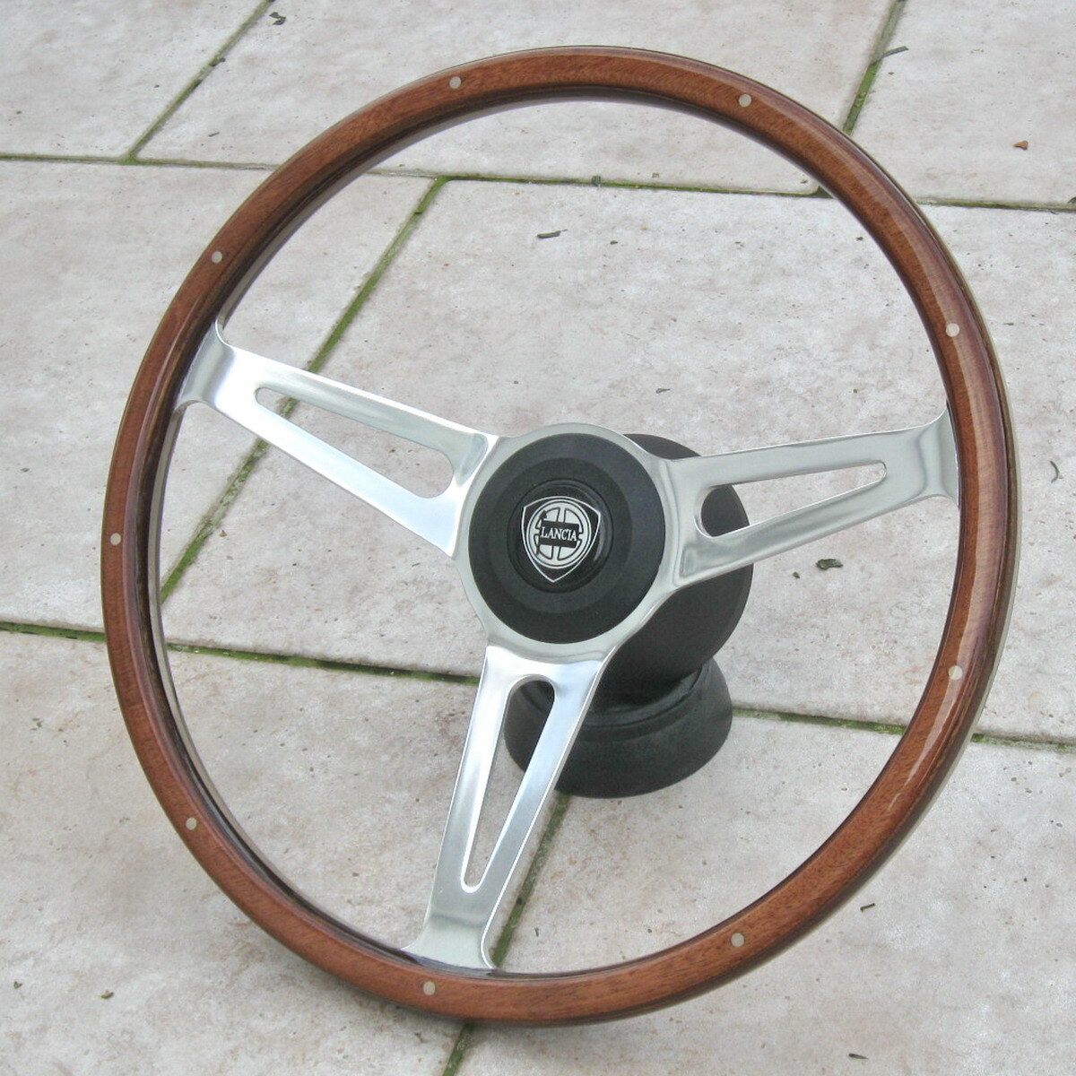 Volant en bois 38cm complet pour Lancia Fulvia et Flavia vintage