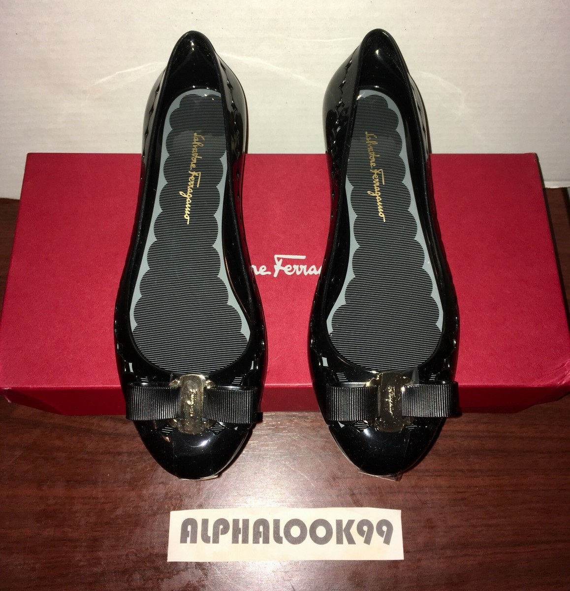 Salvatore Ferragamo Vara Bow Flower Jelly Flat / Women SZ 5