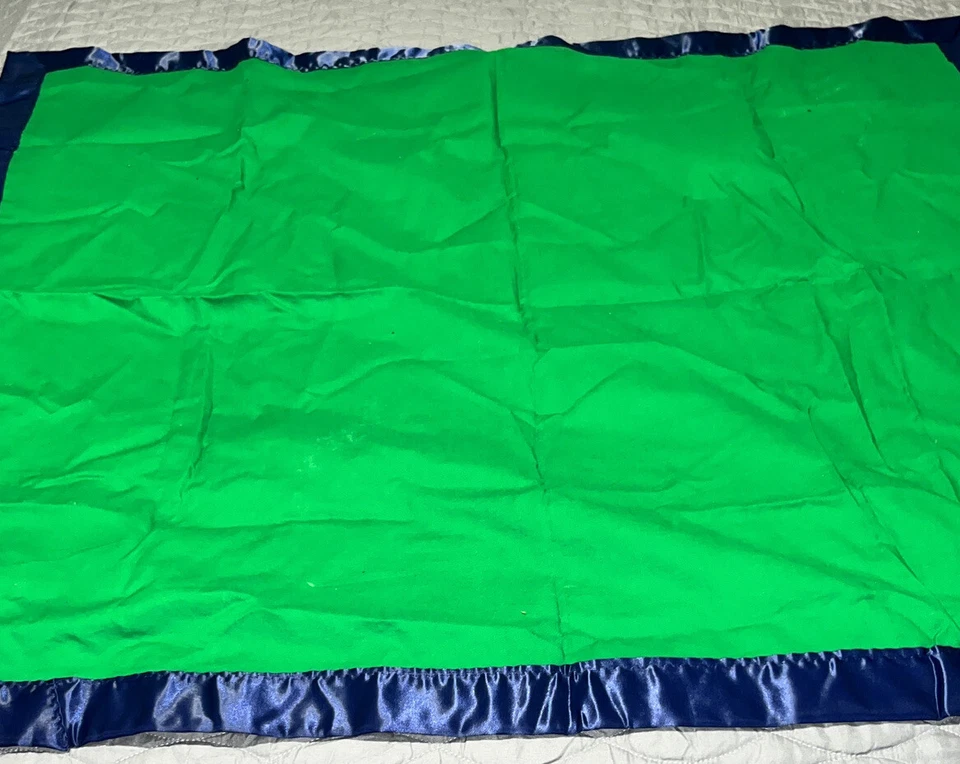 Manta de cuna Thomas the Tank Train Engine azul borde satinado usada en excelente estado Foto 4 de 4