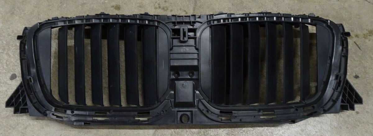 2022-2024 BMW X3 X4 Grille Air Flaps Upper Shutter 5A1DA48