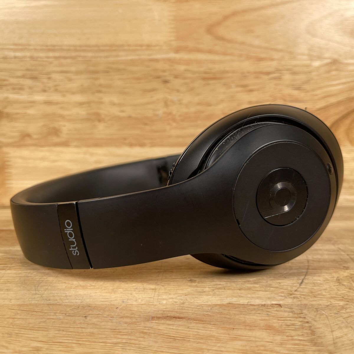 Beats by Dr. Dre Studio B0501 Headphone Wireless Noise Beats by Dr. Dre Studio B0501 Headphone Wireless Noise