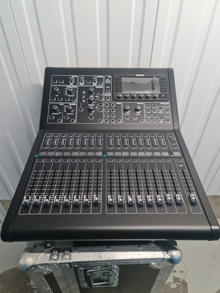 Midas M32R Live Digital Mixing Console £2050 | eBay