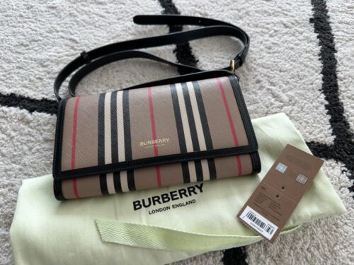 Sac portefeuille sac bandoulière en cuir à rayures Burberry Hannah pochette rabat BAS PRIX - Photo 1/13