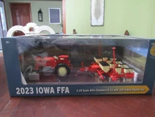 SPECCAST 1/16 2023 IOWA FFA ALLIS-CAHLMERS D15 TRACTOR W/330 4-ROW PLANTER - NIB