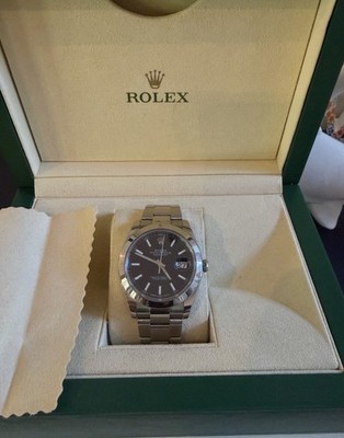 Rolex Datejust 126300, Oyster Bracelet 41mm with Silver Bezel, Black Dial