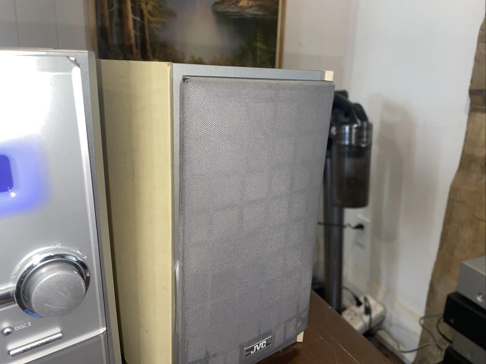 JVC SHELF SYSTEM FS-S77 Stereo AM/FM/AV CD/DVD Changer Player - Image 4 of 4