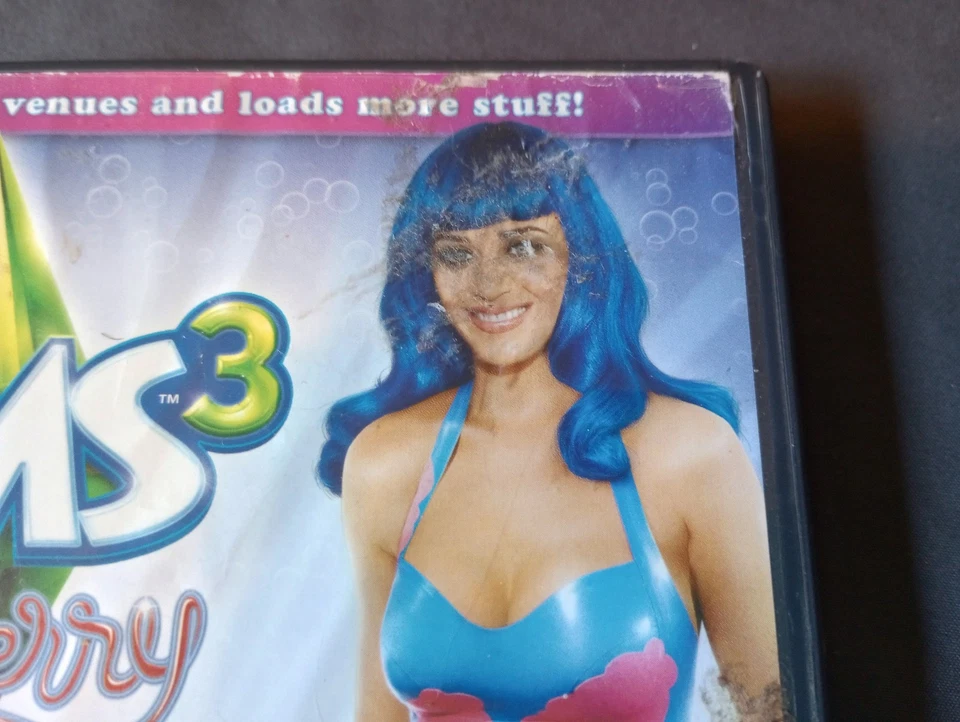 The Sims 3 Showtime Katy Perry Collector's Edition w/ Poster + Sweet Treats - Image 4 of 4