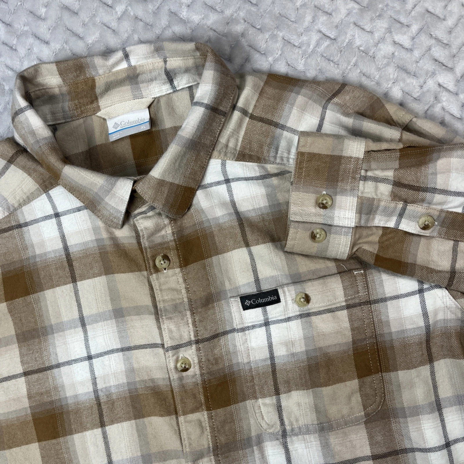 Columbia Cornell Woods Flannel Shirt Mens XL Beige Plaid Long Sleeve Button