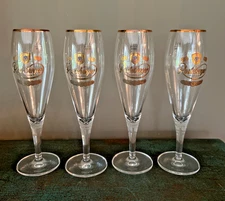 Vtg. SET of 4 NOS RADEBERGER PILSNER PEDESTAL GOBLETS GLASSES 4L GOLD LOGO